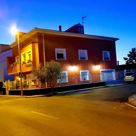 Сasa de vacaciones El Sauce. A 2,5 Km De Cuenca Capital Nohales