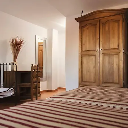 Сasa de vacaciones El Sauce. A 2,5 Km De Cuenca Capital Nohales